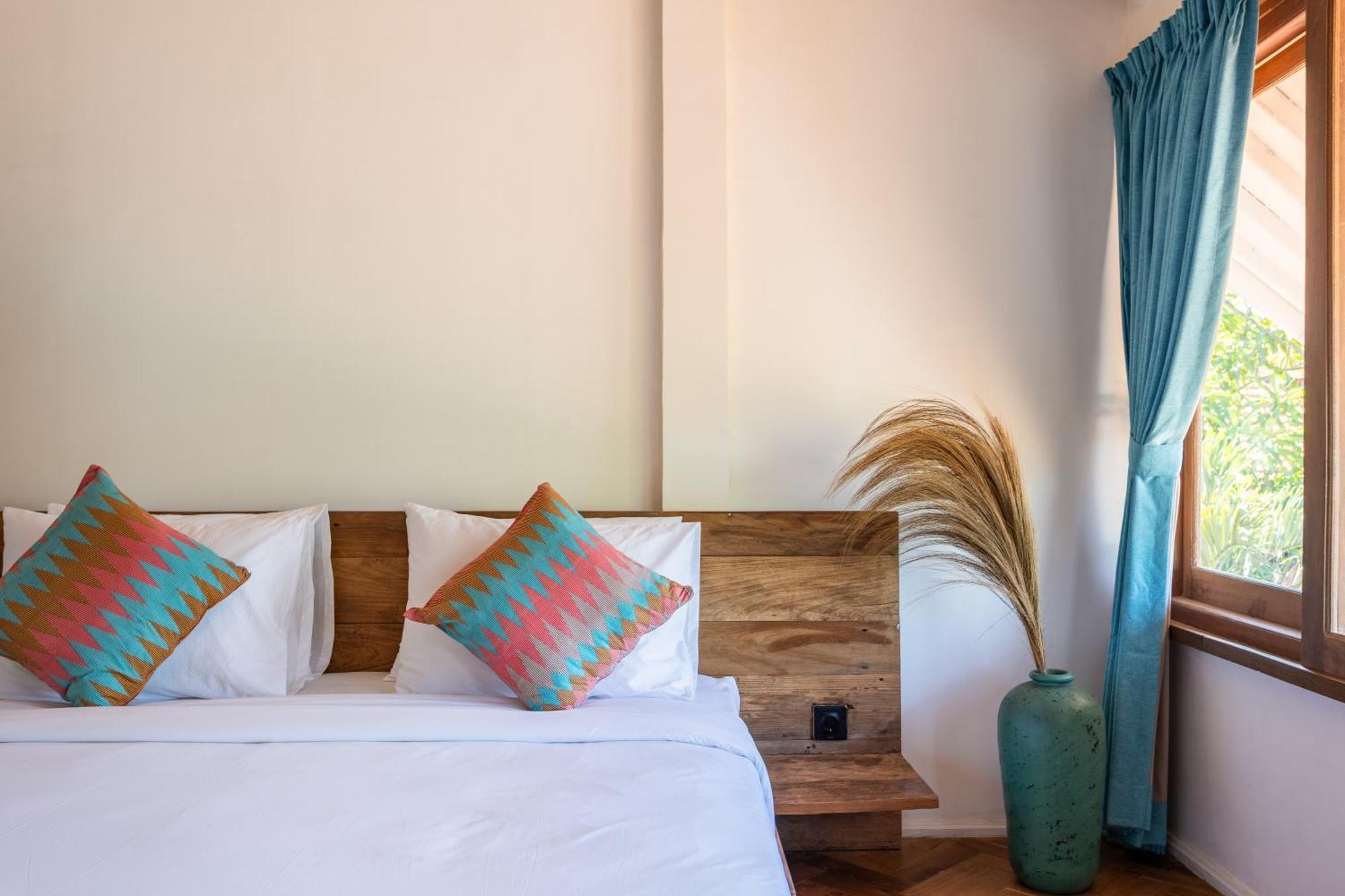 2 Bdr Villa, Walking Distance To Beach. विला *